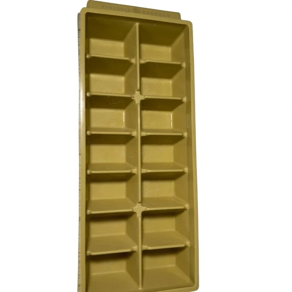 Vintage GE General Electric Ice Cube Tray Yellow‎ 1970's Retro